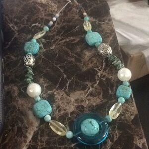 Brand new necklace